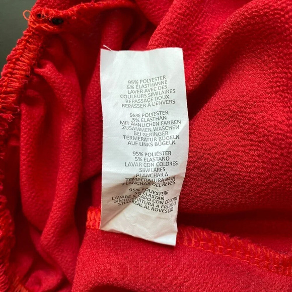 PrettyLittleThing Women's Size 2 Puff Long Sleeve Tie Bow Crop Top Blouse Red - Picture 16 of 16